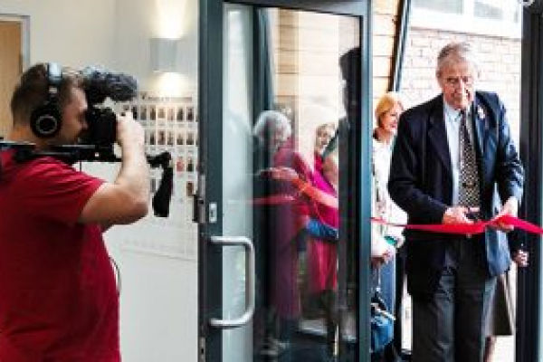 Lo Res Tape Cut YM16562 300x190